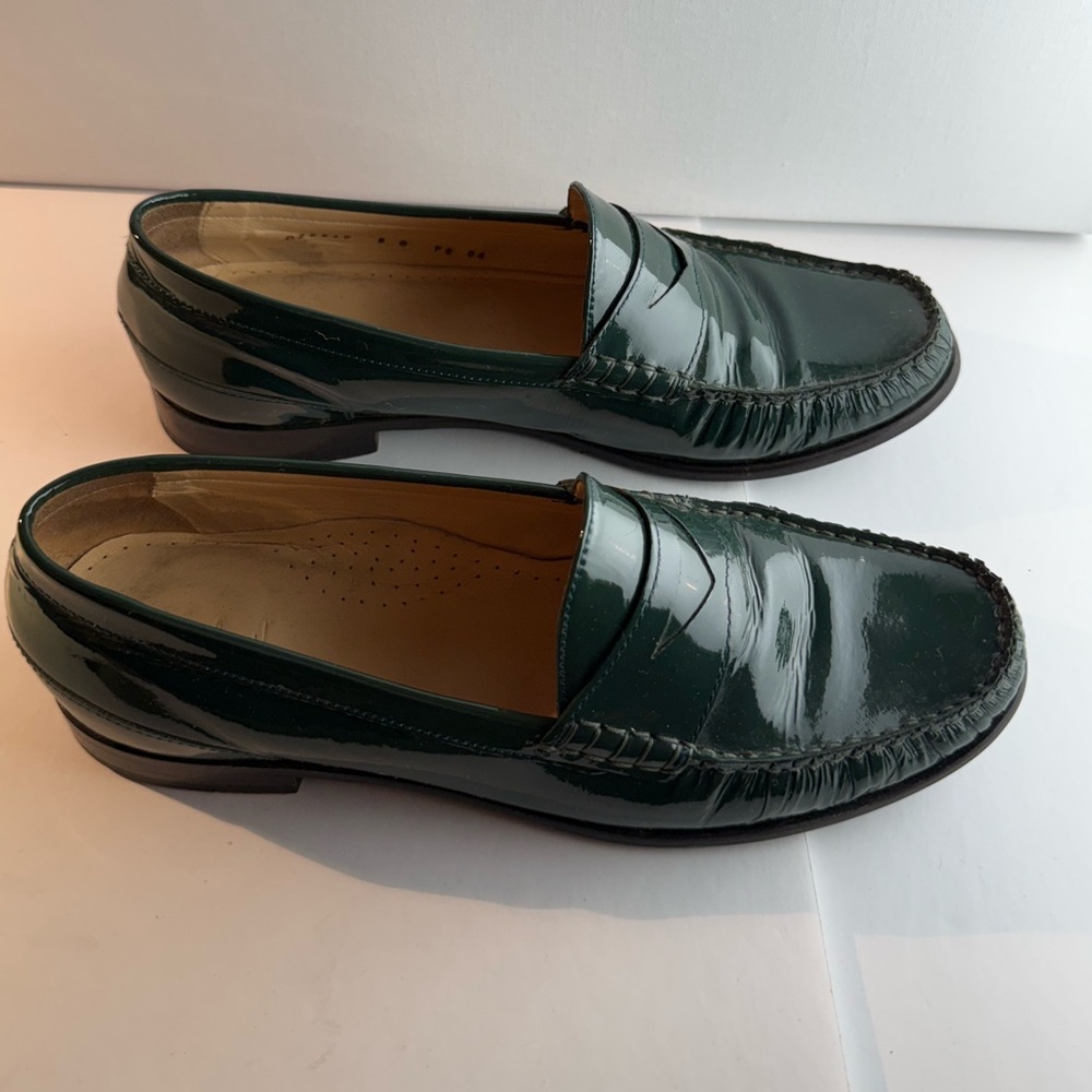 Cole Haan Green Flats Elegant Moccasin Style - Picture 2 of 7